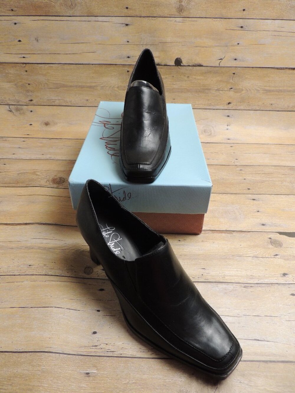 Vintage Life Stride Black Leather Square Toe Booties Heels Size 8.5 NIB
